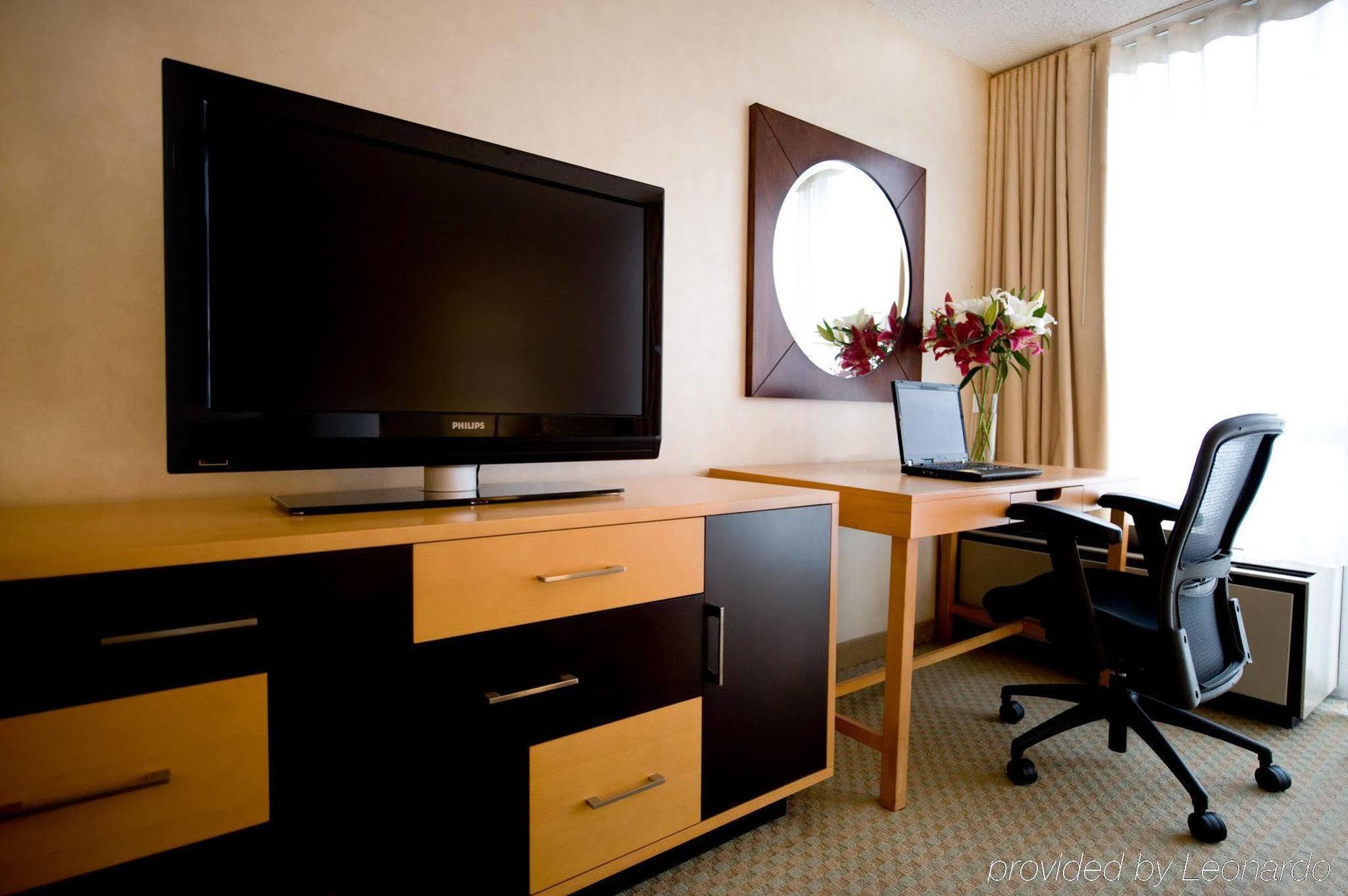 Отель Crowne Plaza San Francisco Airport By Ihg Берлингейм Номер фото
